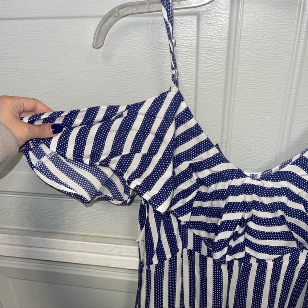 Large Blue & White pinstripe Romper 💙🤍 NWT - Picture 2 of 6